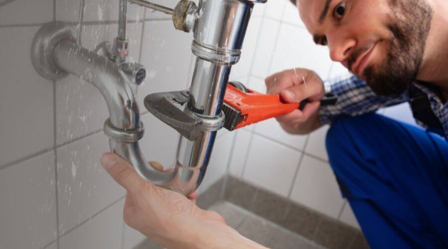 Local tankless water heater installation in Reddick, IL